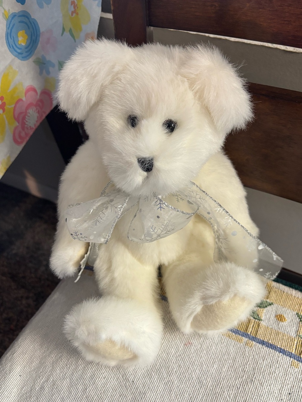 Hallmark Cards Snowflake Bear
